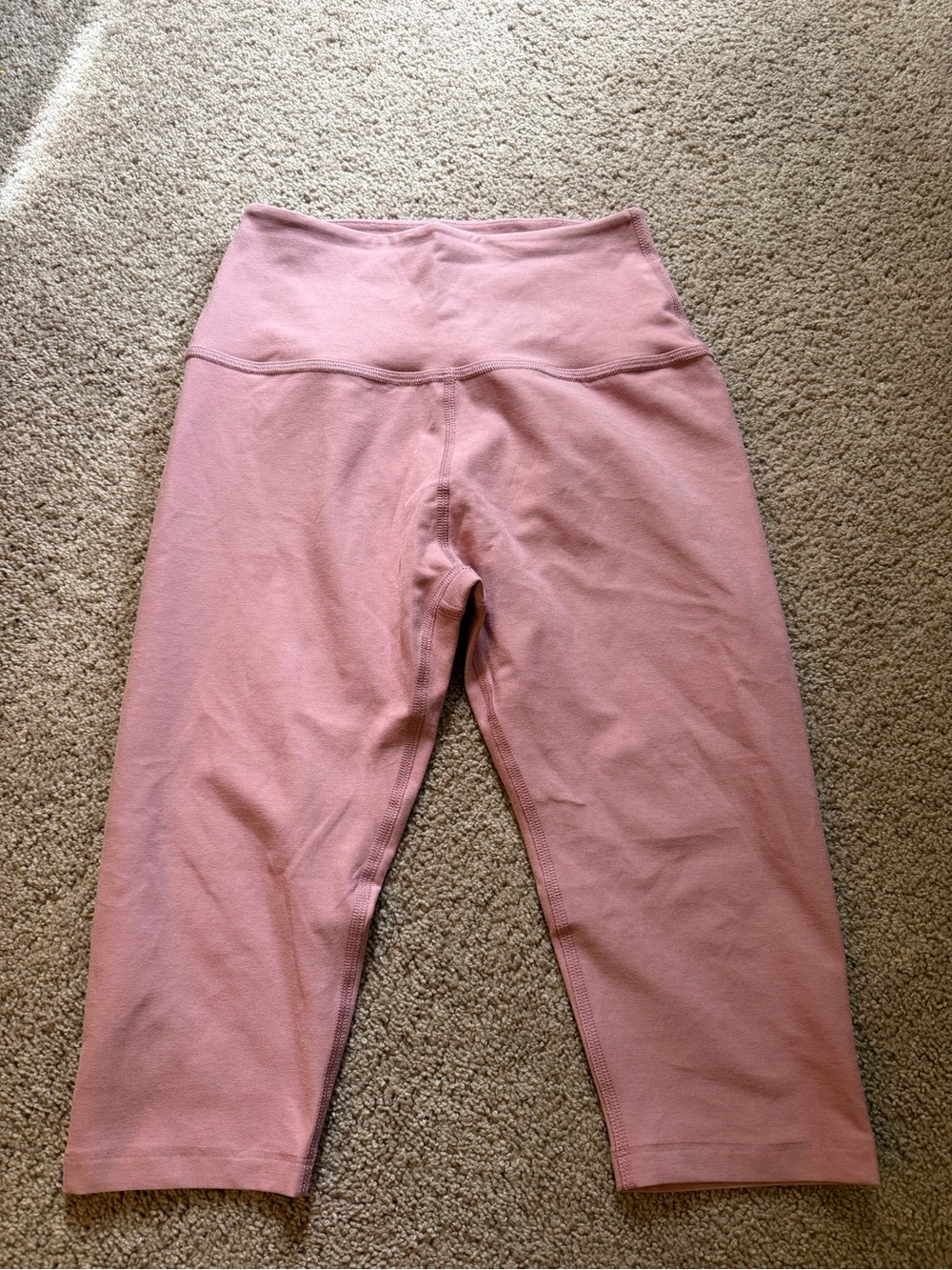 Women’s beyond yoga Active Capri Leggings